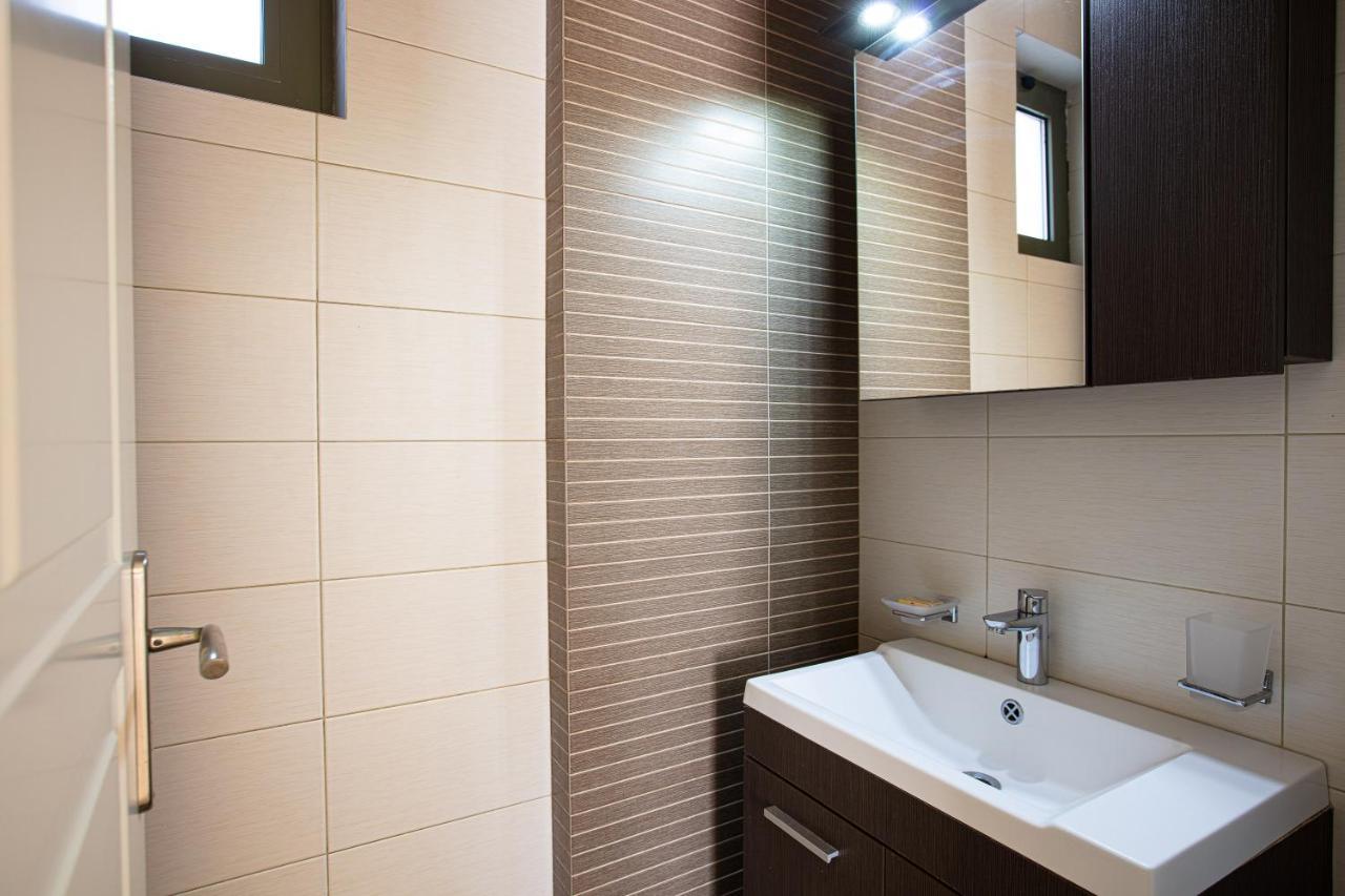 A & C Homes Плакиас Екстериор снимка
